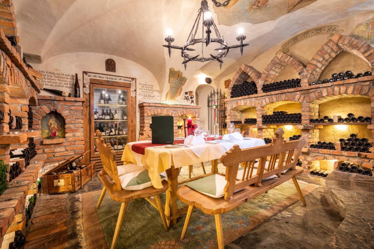 Hotel & Restaurant Wastlwirt Sankt Michael im Lungau Luaran gambar