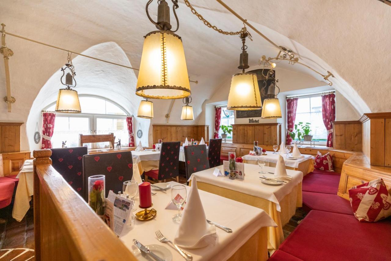 Hotel & Restaurant Wastlwirt Sankt Michael im Lungau Luaran gambar