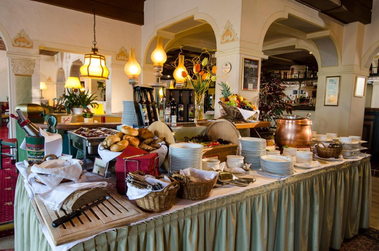 Hotel & Restaurant Wastlwirt Sankt Michael im Lungau Luaran gambar