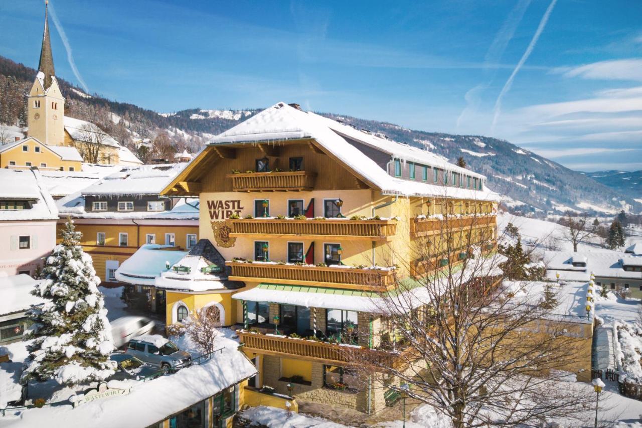 Hotel & Restaurant Wastlwirt Sankt Michael im Lungau Luaran gambar